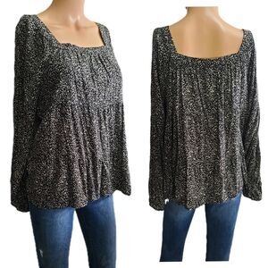 Old Navy Large Printed Square-neck tiered Blouse Black long sleeve Cotton Rayon